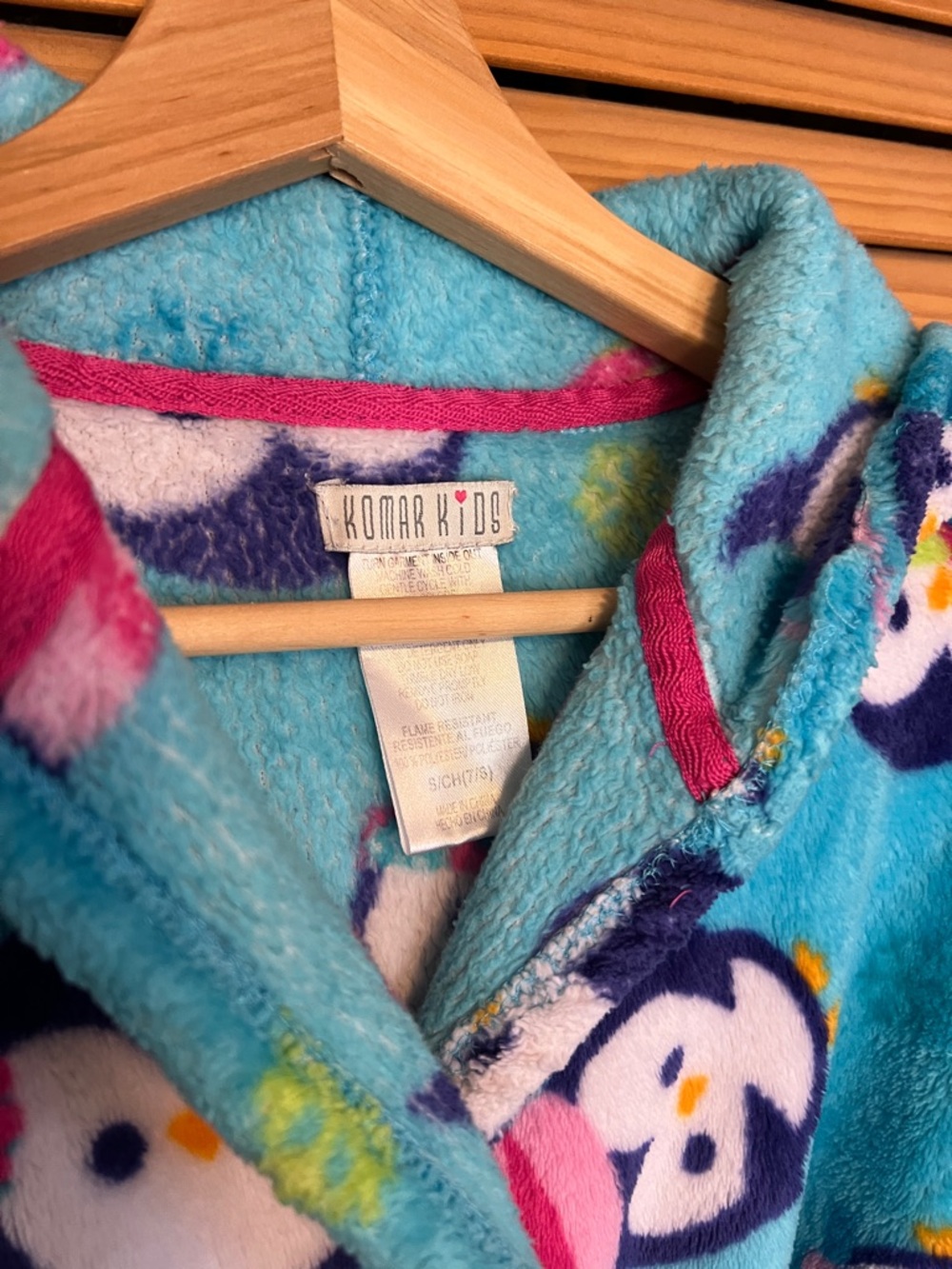 💚 3 for $15💚Kumar Kids Distressed Hooded Robe Penguin print Kids size S (7/8) - Picture 4 of 16